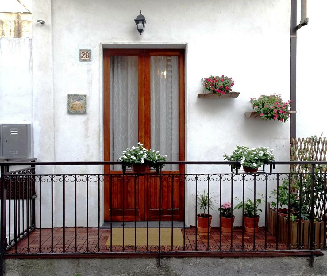 Guest House Le Ginestre Dell'Etna Belpasso Exterior foto